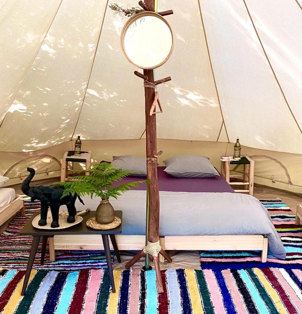 Le Travers Ajoux - Camping Gite Evenement 外观 照片